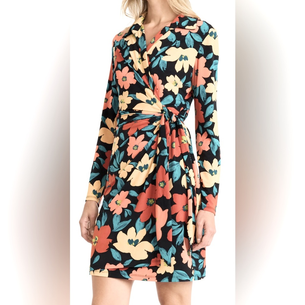 Donna Morgan Bold floral shirt, wrap dress  NWT
SZ: 2